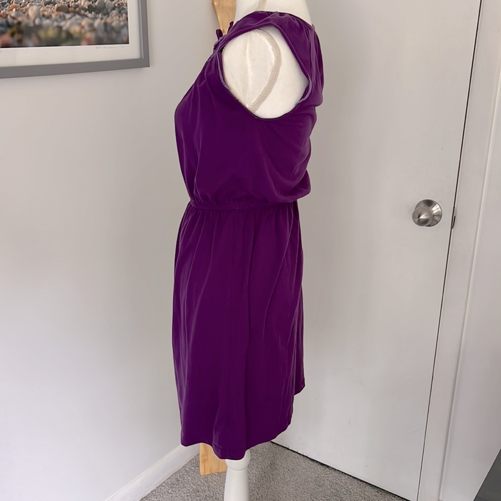 Old Navy women’s petite summer dress - Picture 3 of 5